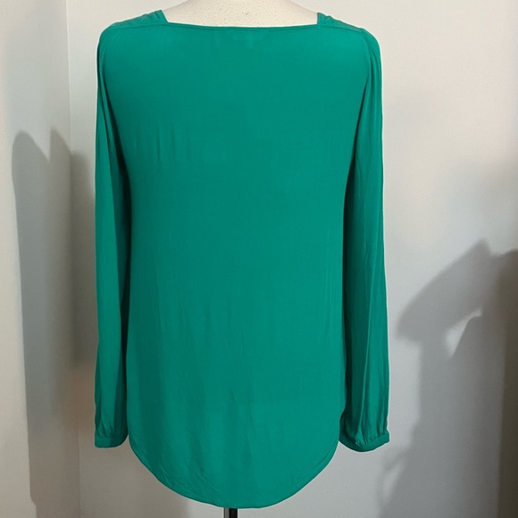 Striking Teal, Viscose Blouse - Picture 2 of 10